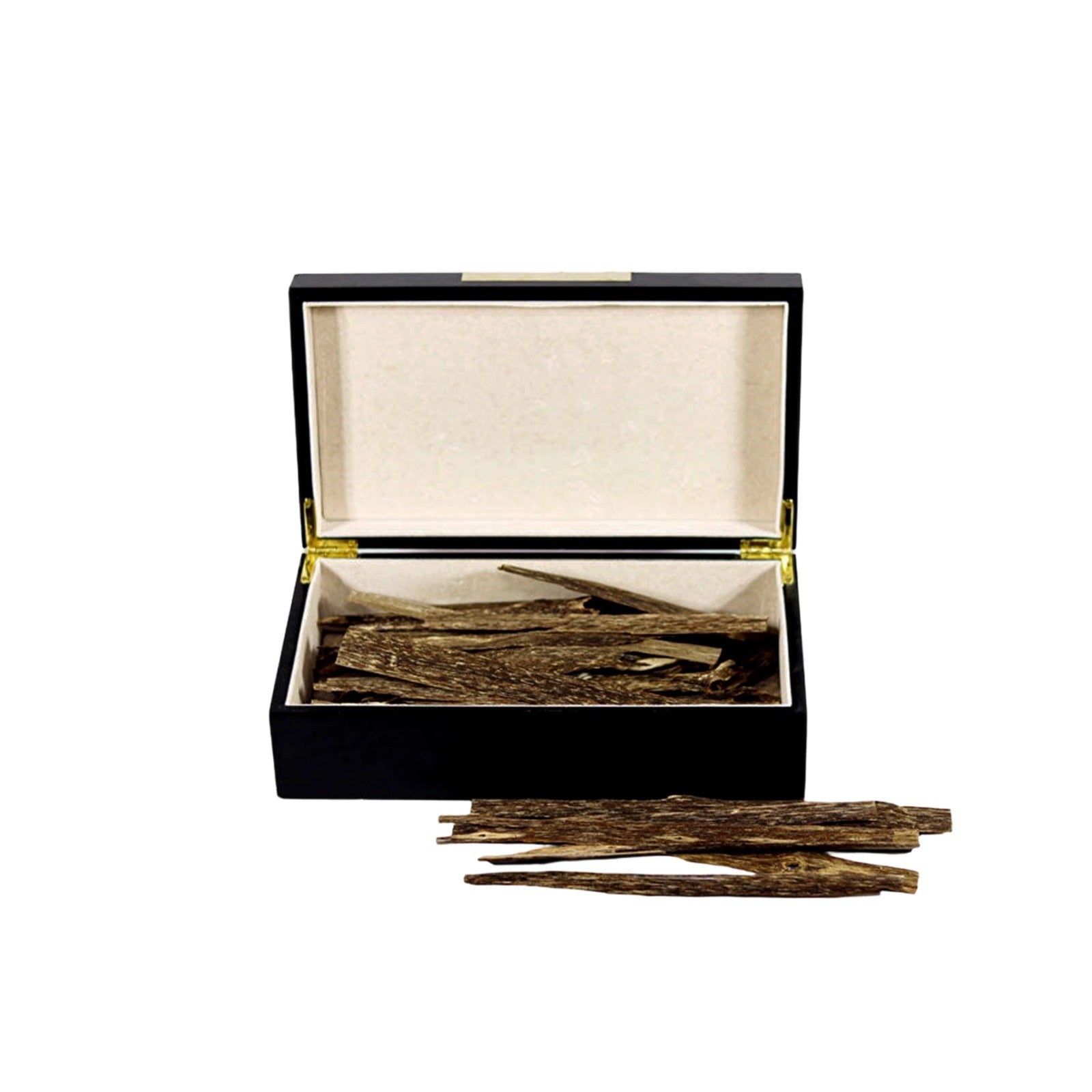 laos oud chips – Maqam Al Oud – Premium Oud Oils & Fragrances in